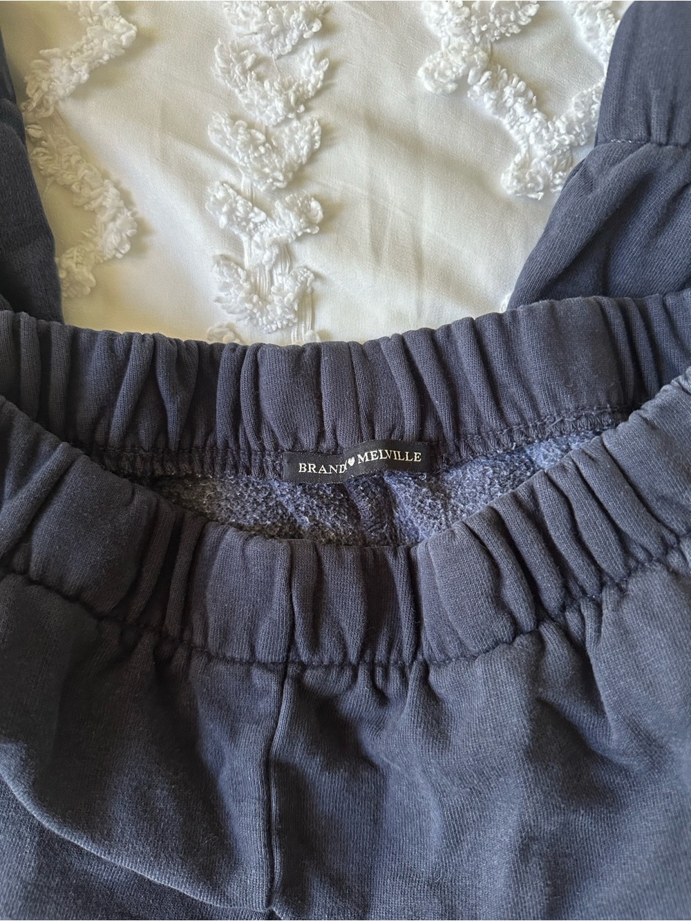 Navy brandy Melville sweat pants - Picture 3 of 3